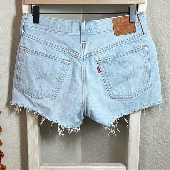 Levi's | Shorts | Womens Levis Premium 